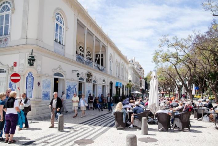 Central Funchal Apartment - Garden - Free Parking & Ac Dış mekan fotoğraf